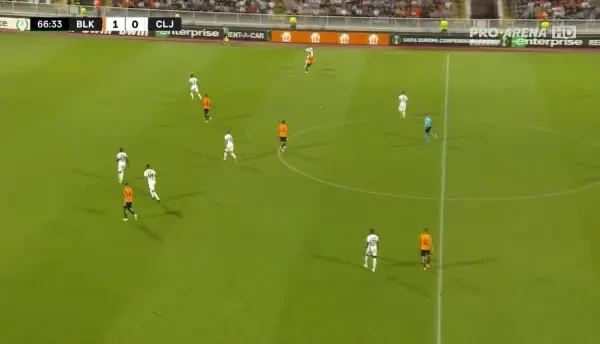 Conflict pe teren &icirc;n FC Ballkani - CFR Cluj 0-1 (08/09/2022)