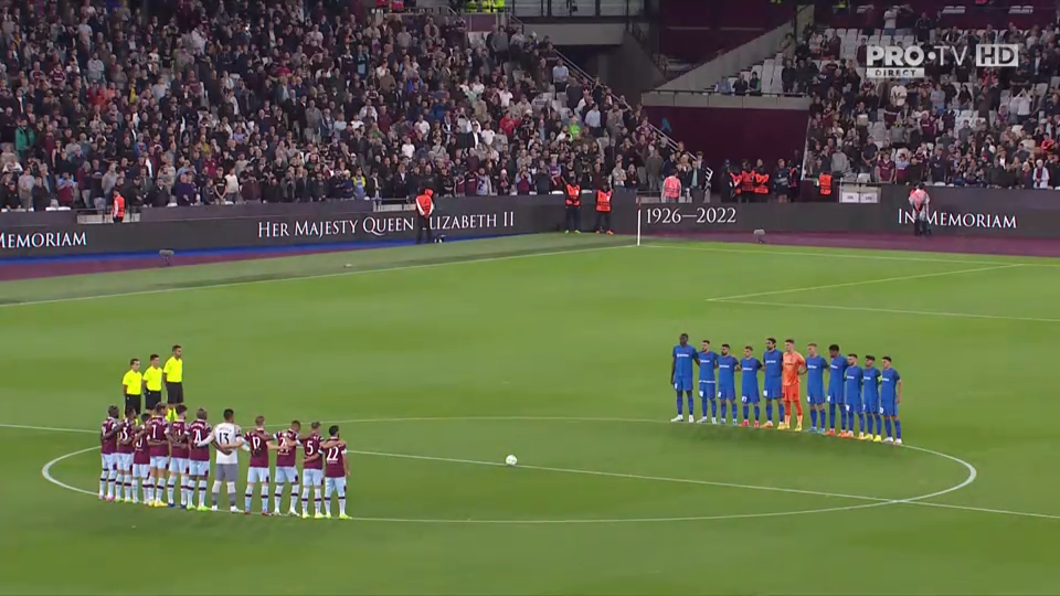 West Ham - FCSB | Momente emoționante înaintea fluierului de start în ziua în care Regina Elisabeta a II-a a murit _9