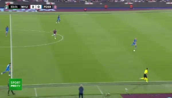 West Ham - FCSB | London Stadium a explodat la golul marcat de Andrei Cordea