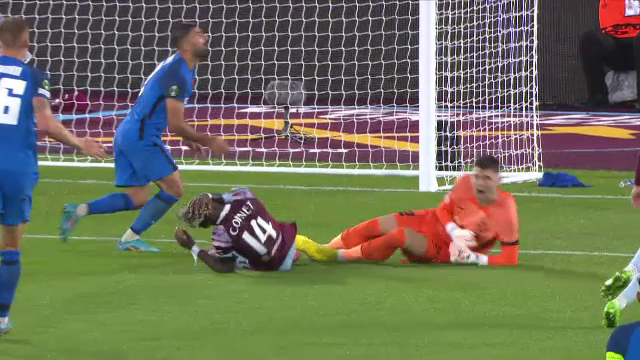 Arbitrul o pedepsește pe FCSB. West Ham înscrie golul egalizator dintr-un penalty contestat de 