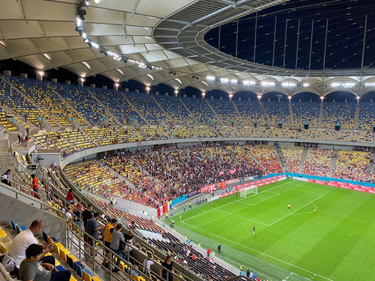S-au încins spiritele înainte de derby-ul ligii secunde! Fanii dinamoviști și cei steliști, dueluri crâncene la stadion_2