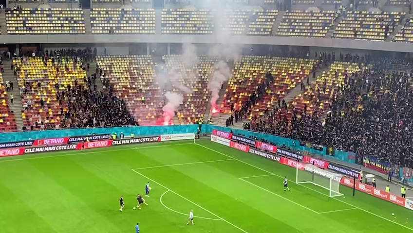 S-au încins spiritele înainte de derby-ul ligii secunde! Fanii dinamoviști și cei steliști, dueluri crâncene la stadion_8