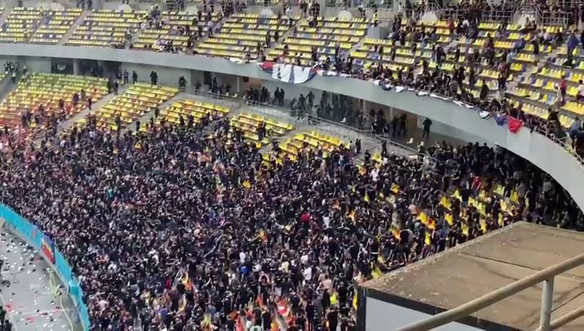 Bataie Ca N Sapte Pacate In Pauza Meciului Dinamo Csa Steaua Ce S A Intamplat Pe Arena Nationala