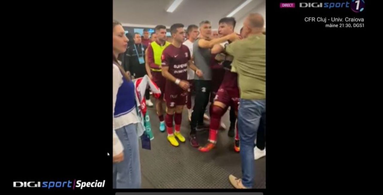 Incidente reprobabile după meciul FCU Craiova - Rapid! Scandal la vestiare. Săpunaru și-a împărțit pumni cu un fan al oltenilor_22