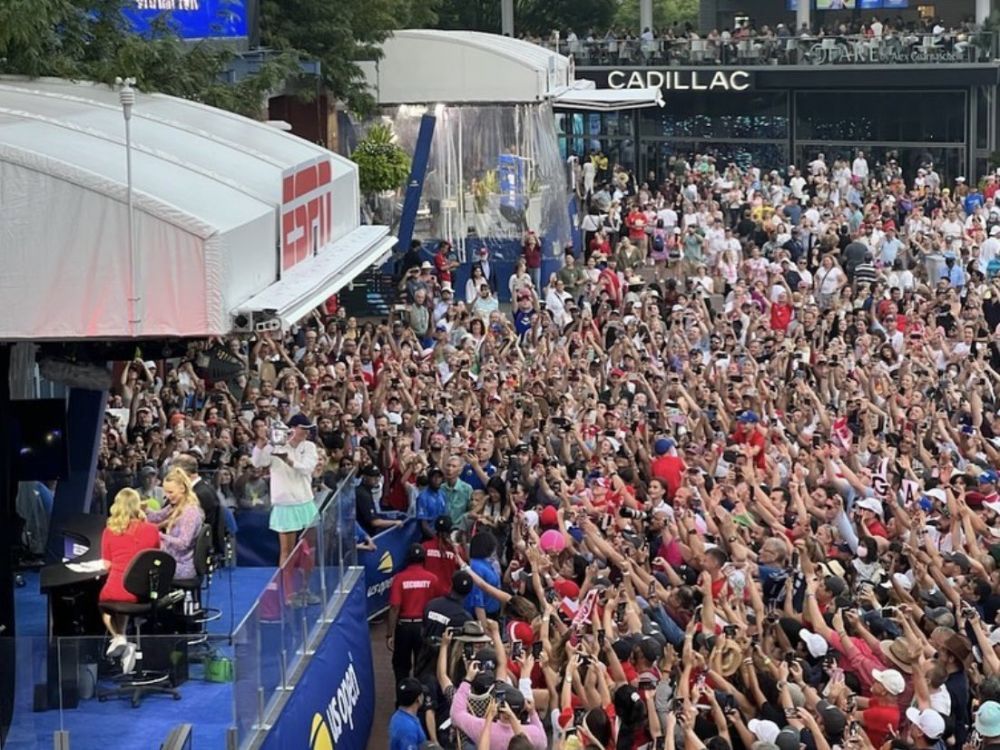 Invazie poloneză la New York! Campioana US Open, Iga Swiatek, adulată ca un rockstar de mii de oameni_19