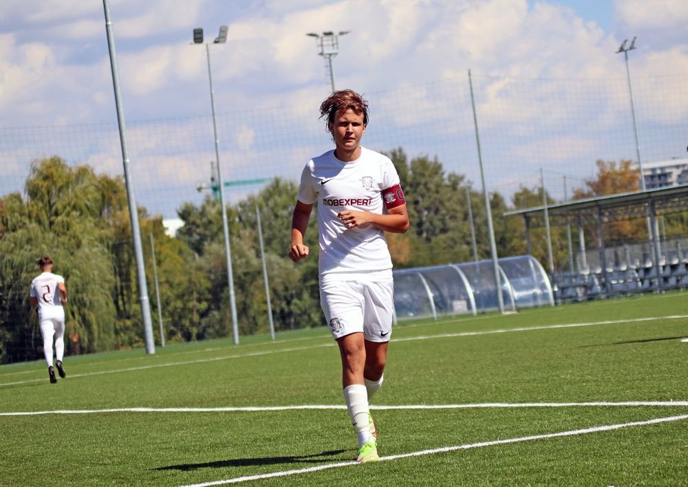 Cum s-a descurcat fiul lui Dan Șucu în derby-ul cu FCSB. Puștiul milionarului a fost căpitanul echipei U17 a Rapidului_7