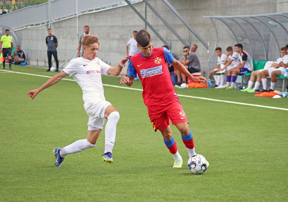 Cum s-a descurcat fiul lui Dan Șucu în derby-ul cu FCSB. Puștiul milionarului a fost căpitanul echipei U17 a Rapidului_25