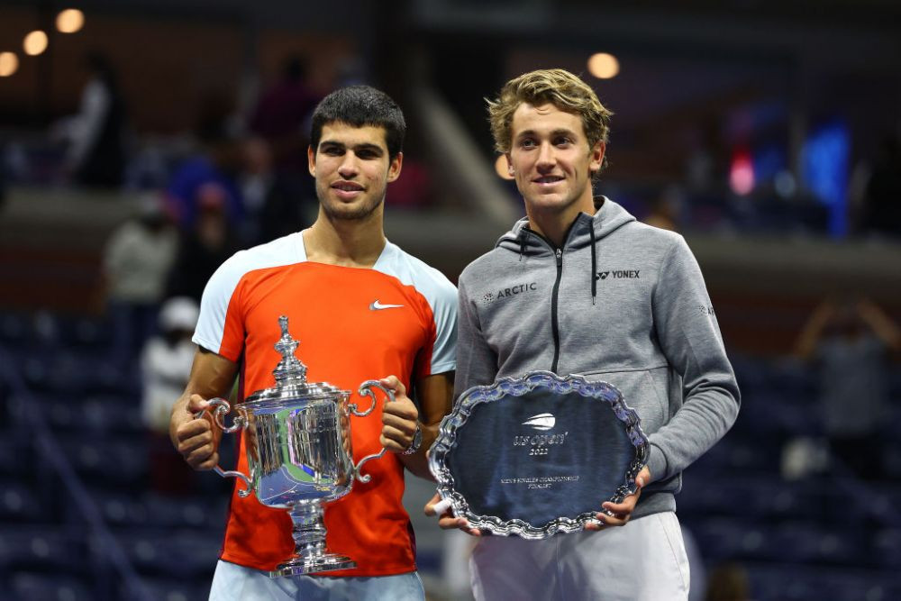 A stat pe teren mai mult dec&acirc;t toată lumea! Alcaraz a jucat peste 24 de ore de tenis &icirc;n cele 7 meciuri c&acirc;știgate la New York
