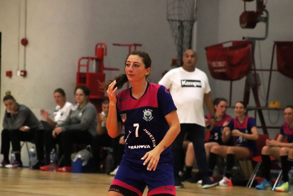 Patricia Vizitiu a debutat la noua echipă, la aproape 20 de ani de la primul meci jucat la senioare  _13