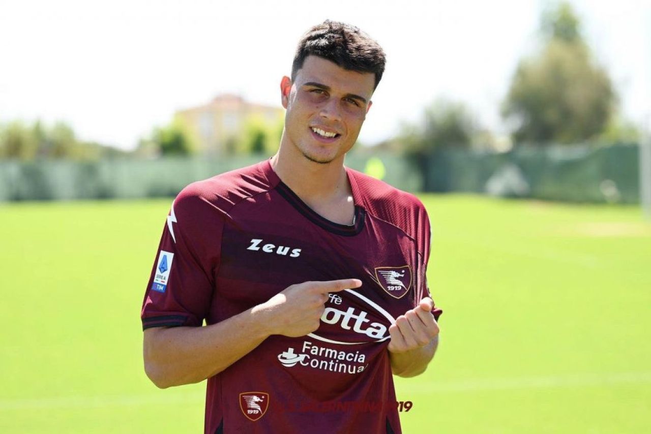 Românul de 21 de ani care i-a cucerit pe italieni la debutul ca titular în Serie A împotriva lui Juventus: ”Una grande figura”!_13