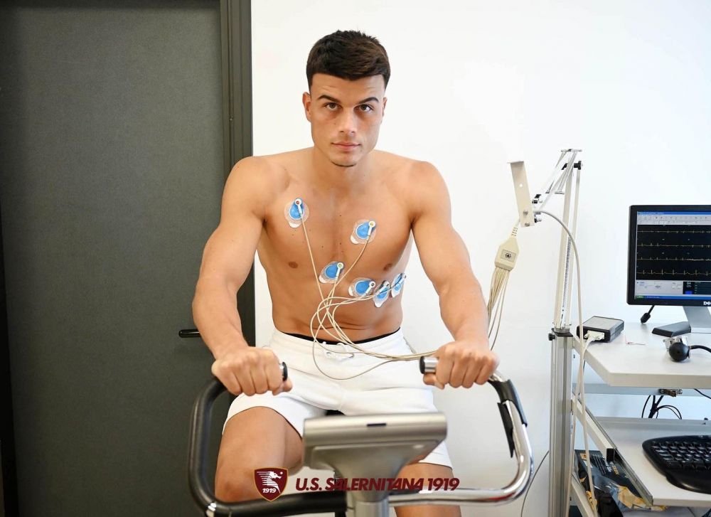 Românul de 21 de ani care i-a cucerit pe italieni la debutul ca titular în Serie A împotriva lui Juventus: ”Una grande figura”!_18