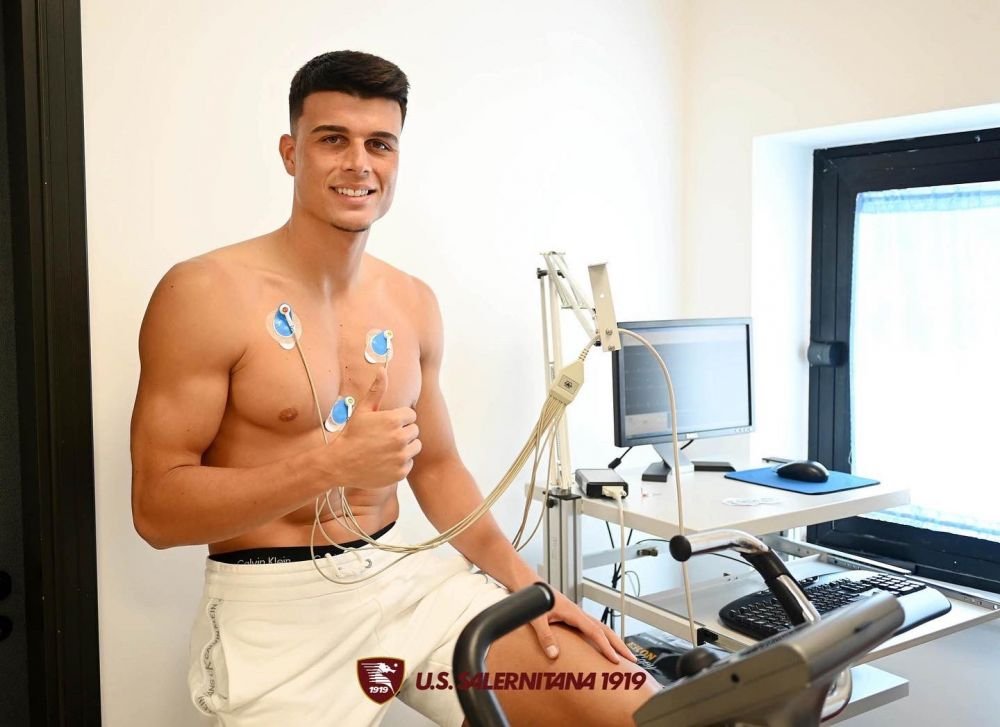 Românul de 21 de ani care i-a cucerit pe italieni la debutul ca titular în Serie A împotriva lui Juventus: ”Una grande figura”!_19