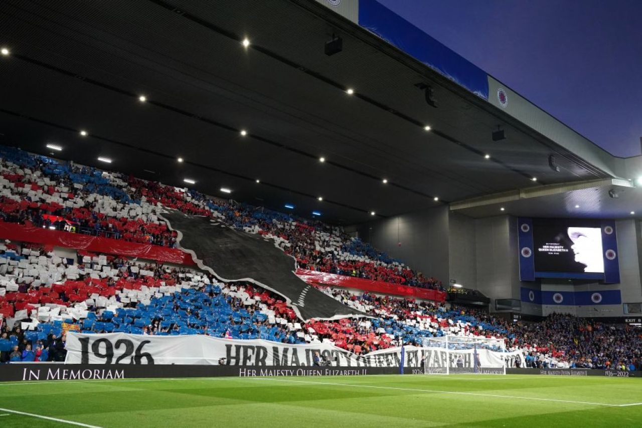 Omagiu pentru Regina Elisabeta a II-a în UEFA Champions League! Momentul emoționant de la Rangers - Napoli _8