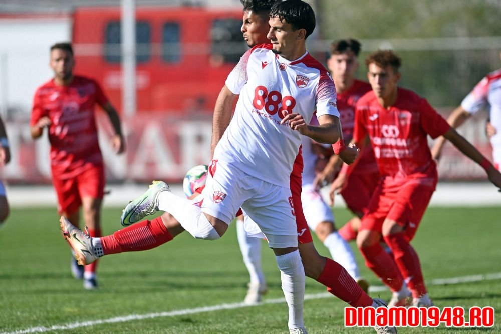 Dinamo, prima victorie la scor după retrogradarea istorică! Un fotbalist basc a debutat la echipa lui Ovidiu Burcă_3