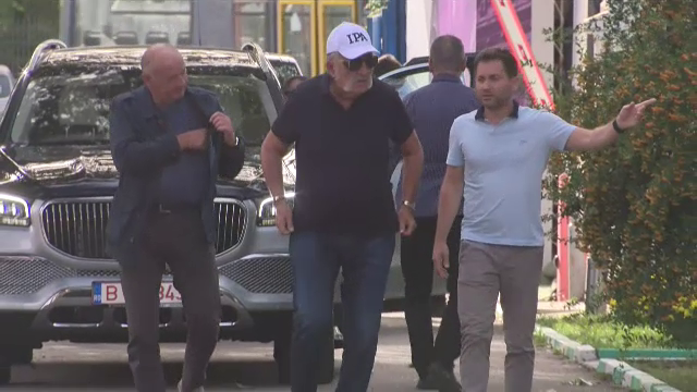 Parcul auto al lui Ion Țiriac s-a mărit! Nouă achiziție a omului de afaceri valorează cât un apartament de lux în București_7