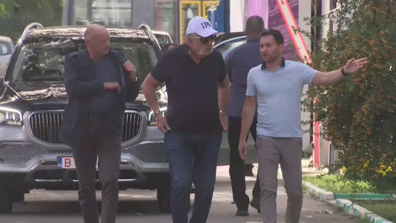 Parcul auto al lui Ion Țiriac s-a mărit! Nouă achiziție a omului de afaceri valorează cât un apartament de lux în București_8
