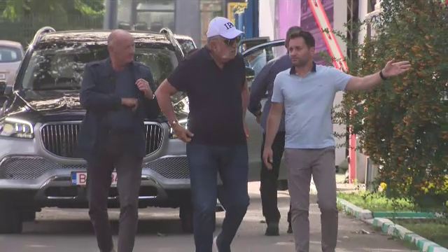 Parcul auto al lui Ion Țiriac s-a mărit! Nouă achiziție a omului de afaceri valorează cât un apartament de lux în București_9