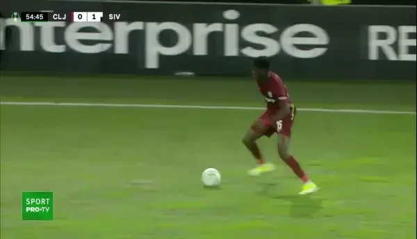 CFR Cluj - Sivasspor | CFR cere penalty (54)