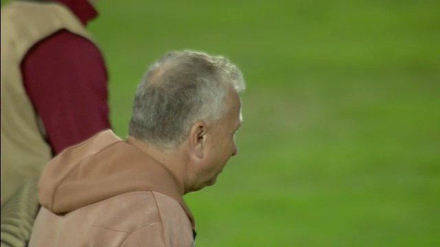 Fanii lui CFR Cluj s-au săturat de Dan Petrescu: 