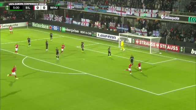 Silkeborg a înscris un gol fantastic împotriva lui West Ham. Londonezii au fost făcuți șah mat în propriul careu_13