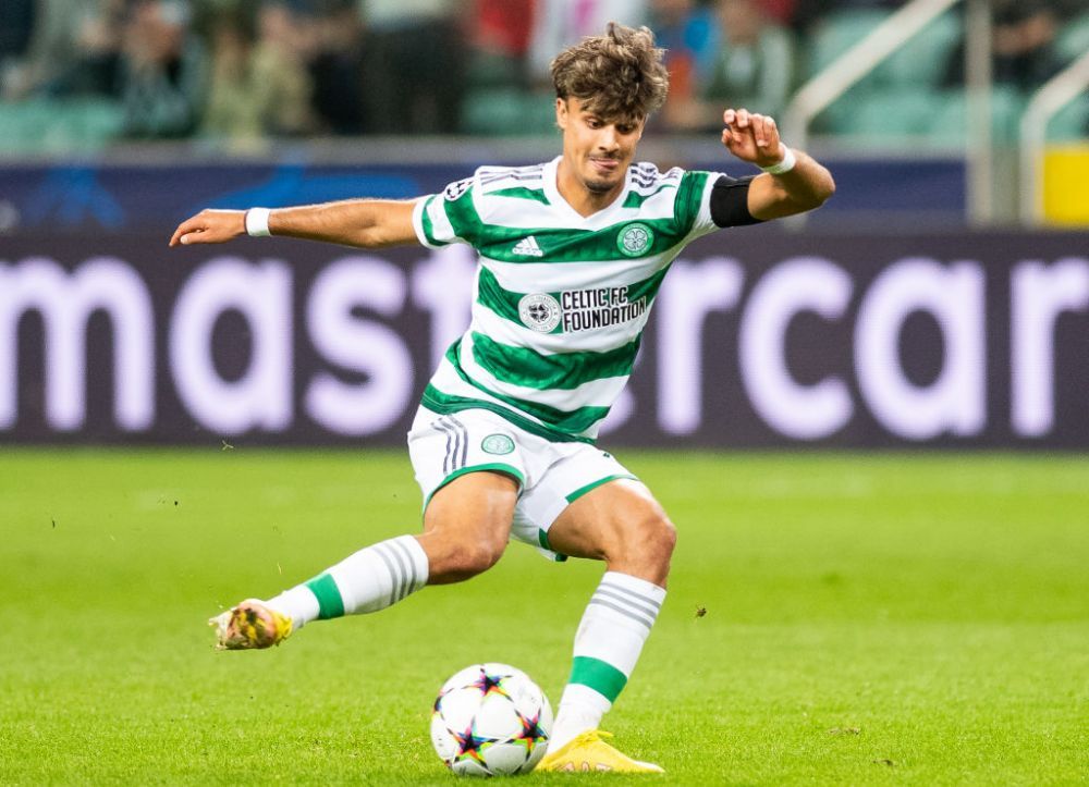 UEFA o va penaliza pe Celtic pentru un banner împotriva Reginei! Ce au făcut suporterii scoțieni_1