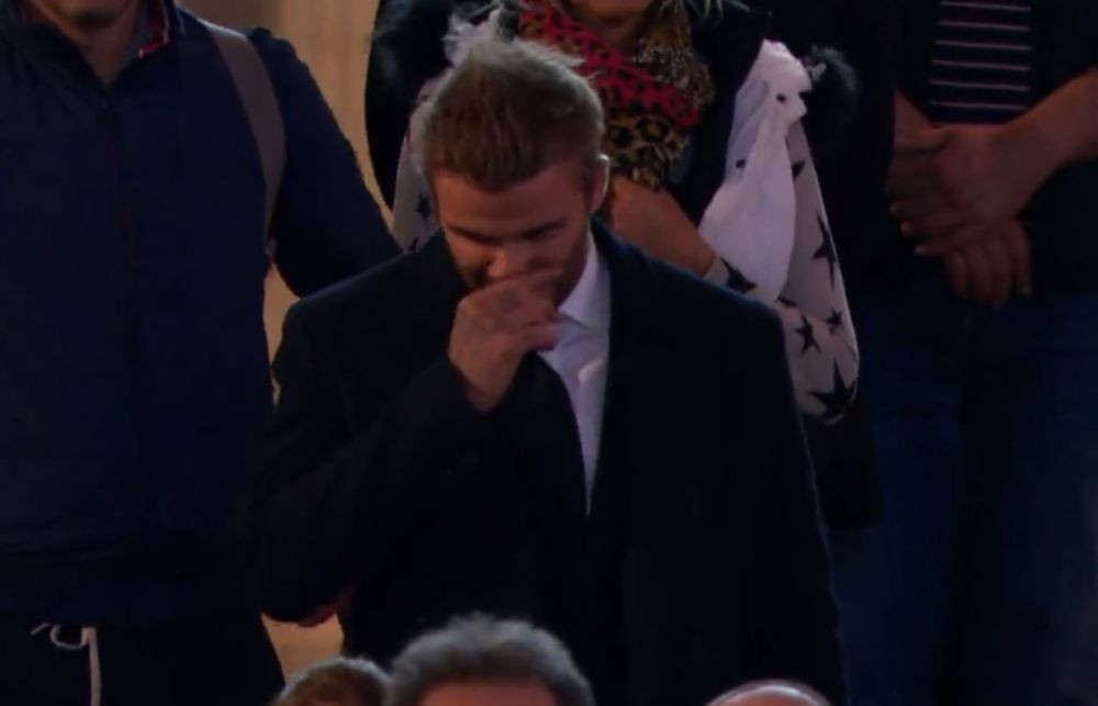 David Beckham a stat la coadă 13 ore pentru a-i aduce omagiu reginei Elizabeth a II-a la Westminster Hall