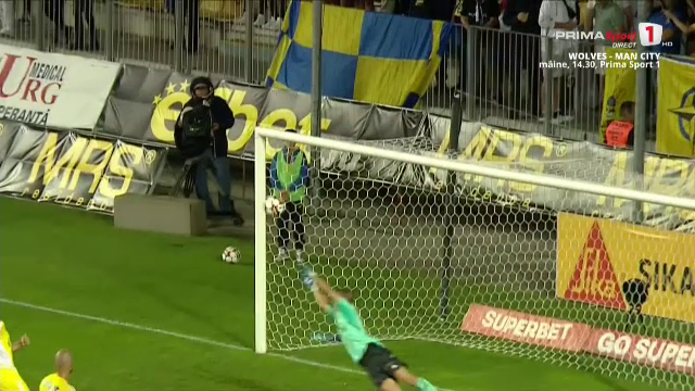 Nu e execuție, e magie! Denis Alibec, reușită superbă în meciul cu Petrolul Ploiești_19