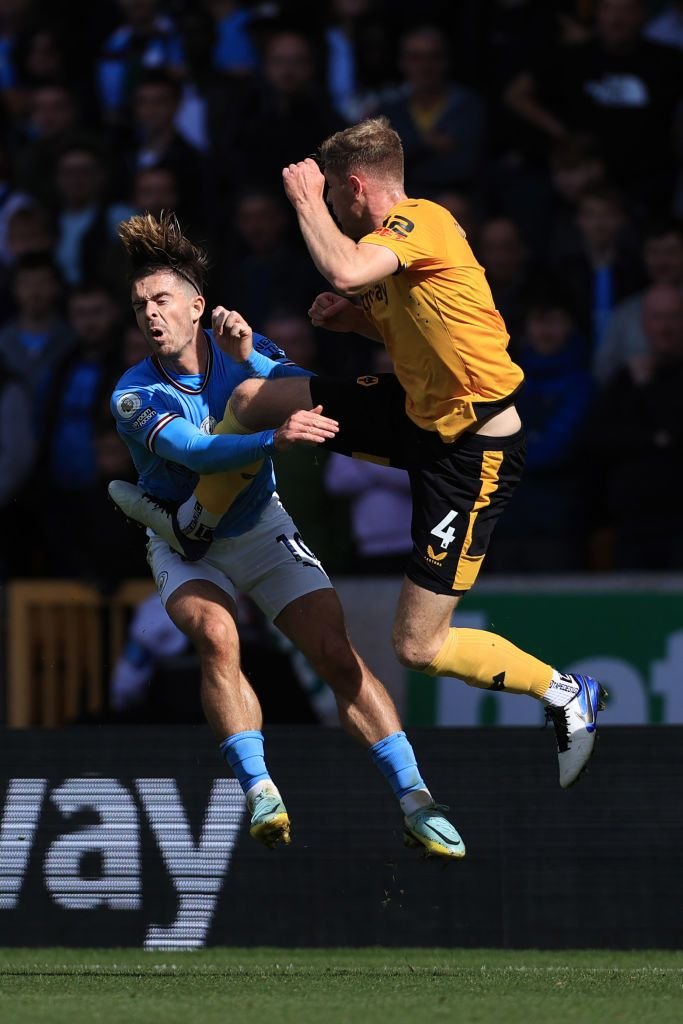 Fault teribil asupra lui Jack Grealish! Un adversar a intrat ca la lupte în el și l-a pus la pământ_7