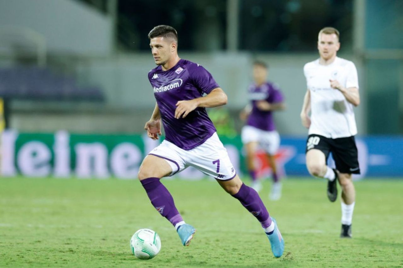 Unul dintre cei mai scumpi jucători ai lui Real Madrid nu își mai găsește forma de altădată! Luka Jovic debut dezastruos la Fiorentina_6