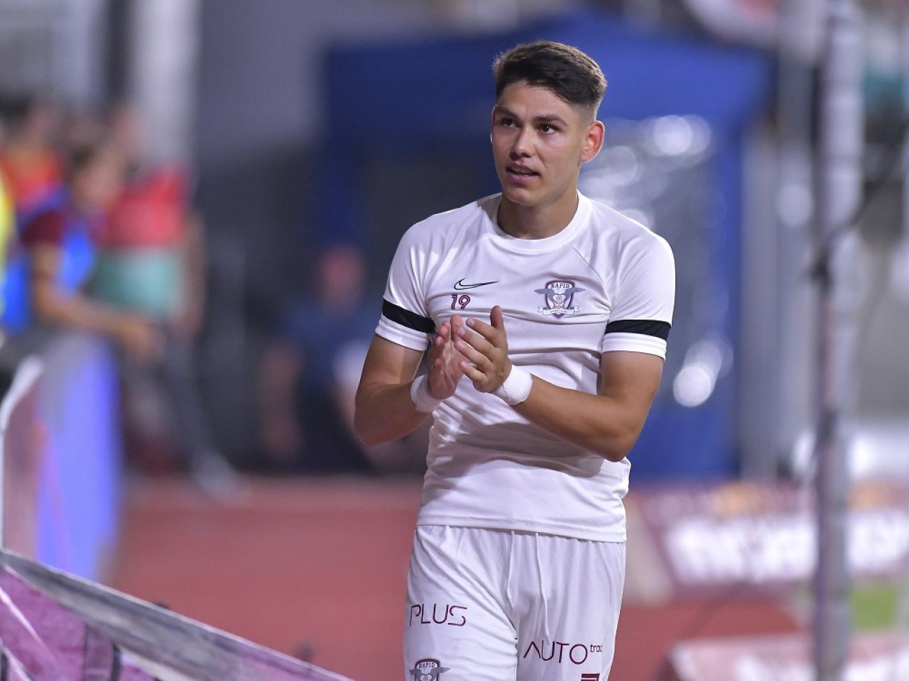 Rapid - FCSB | Toni Party! Cum l-au sărbătorit giuleștenii pe Antonio Sefer_3
