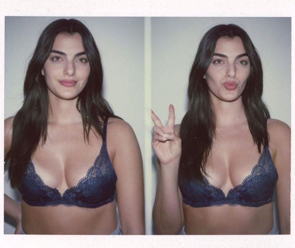 Ea e sportiva care va debuta ca model Victoria's Secret. Are o carieră de succes în sporturile cu motor și impresionează cu frumusețea sa_36
