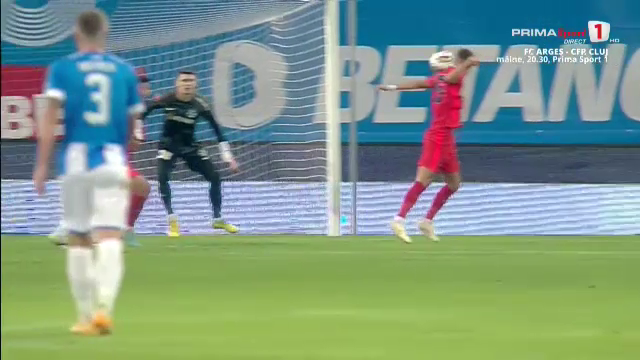 „Maradona” Oaidă a marcat autogolul sezonului! Mijlocașul central a dat un gol superb, doar că a greșit poarta_10