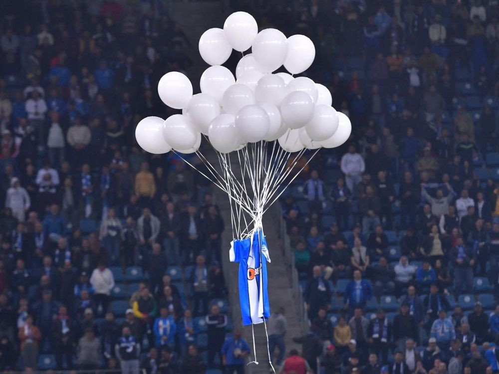 Gestul superb făcut de olteni înainte de startul meciului cu FCSB! Omagiul adus lui Nicolae Tică Zamfir_18