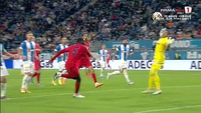 Dawa, ratare monumentală în Universitatea Craiova - FCSB. Cum l-a iertat pe Lazar stoperul camerunez_6
