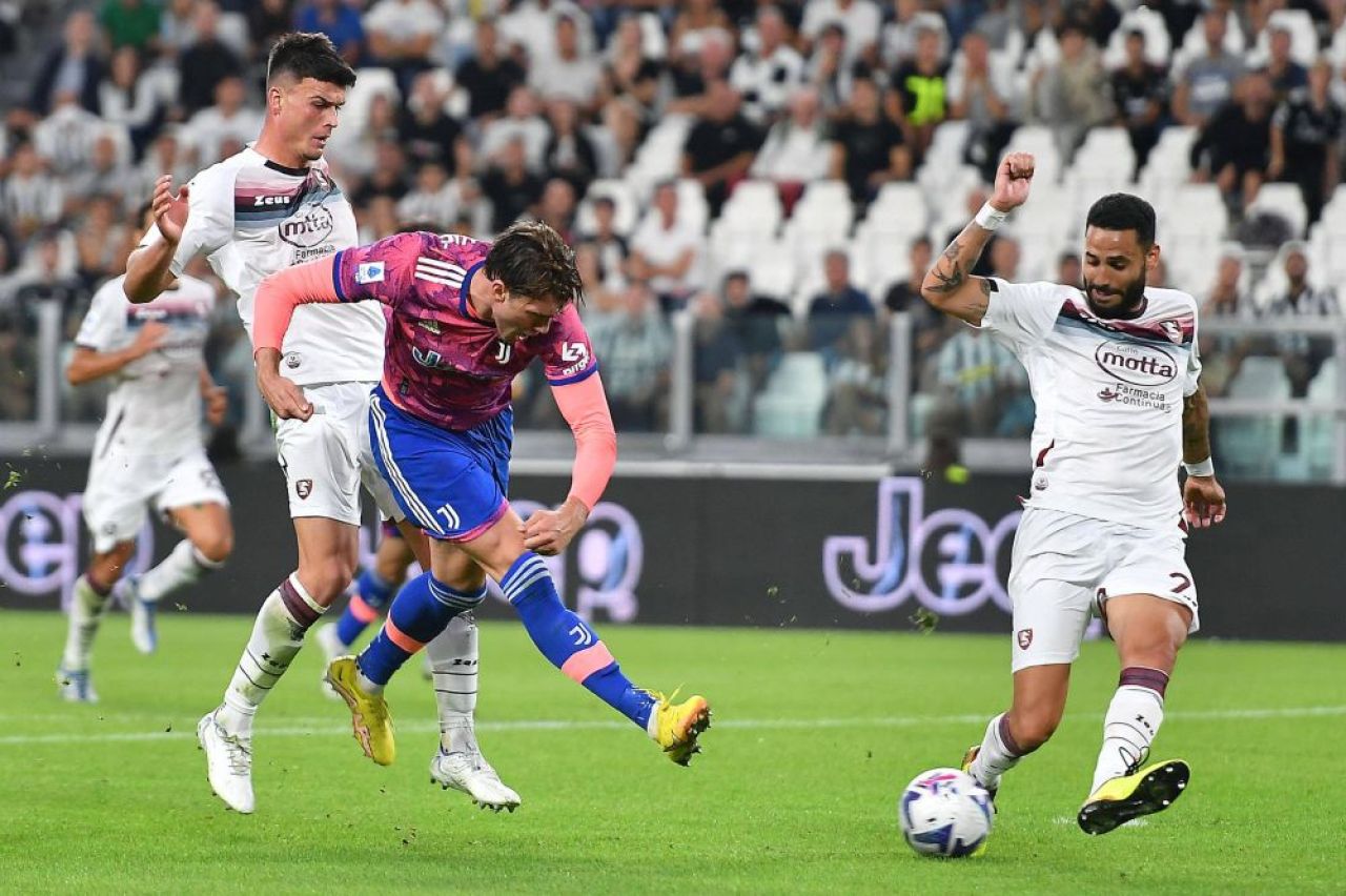 Italienii anunță: un român de 21 de ani din Serie A care nu contează pentru națională are toate șansele să devină ”top player”!_3