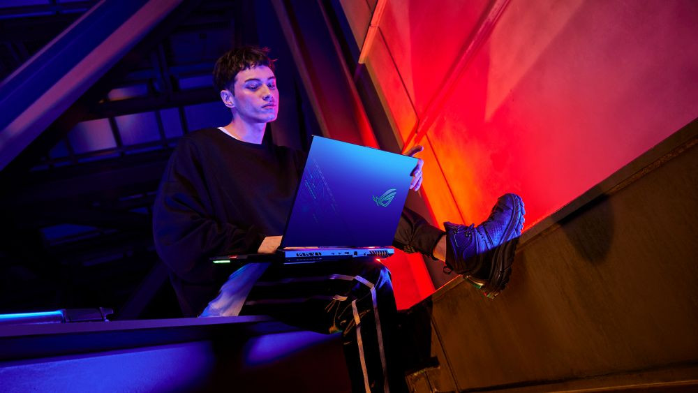 (P) ROG Strix SCAR 17 Special Edition (G733CX): un laptop de gaming cu performanțe de desktop