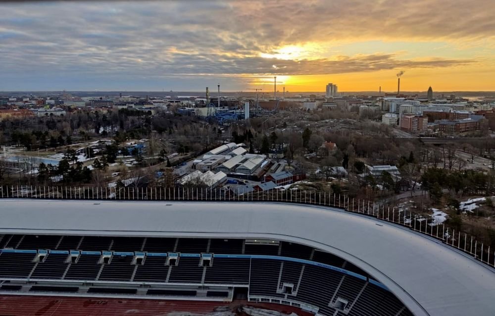 Stadionul străjuit de un turn înalt de 72 de metri. Tot ce trebuie să știi despre cea mai mare arenă din Finlanda. Meciul tricolorilor e vineri, de la 21:45_22