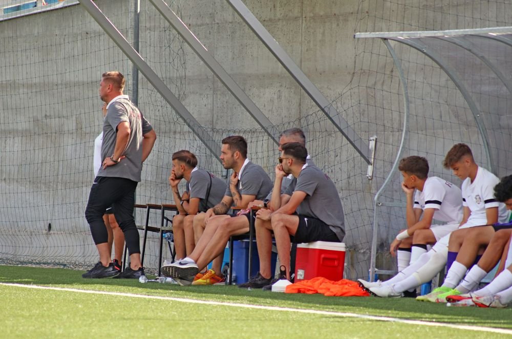 Un rapidist va călători 4.100 km pentru a juca la echipa națională! Puștiul a fost junior la PSG  _2
