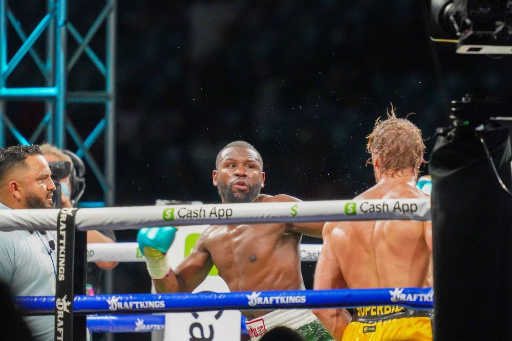 Conor McGregor i-a închis gura lui Floyd Mayweather la cinci ani distanță de lupta din Las Vegas! Ce a transmis irlandezul + propunerea lui
