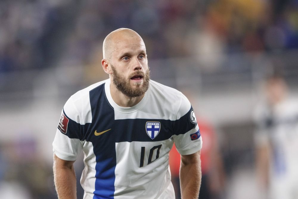 Așa șutează un fotbalist! Pukki i-a lăsat fără speranțe pe tricolori cu o execuție de nota 10