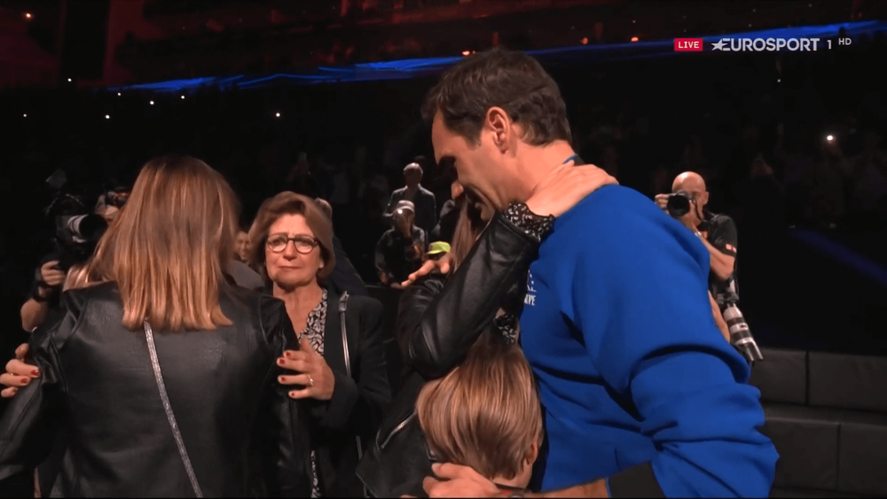 „Nu plângeți, sunt fericit!” Roger Federer, consolat de cei patru copii, după retragerea din tenis _51