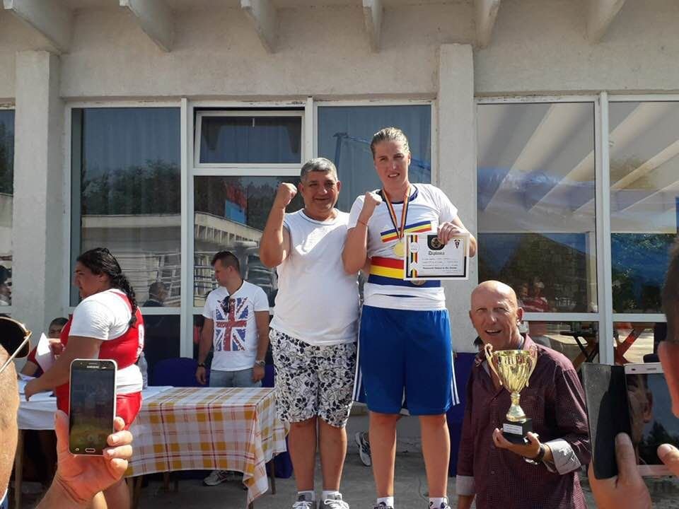 Mihaela Radu, o viață dedicată sportului. Drumul din comuna Ciorani până pe prima treaptă a podiumului la box_2