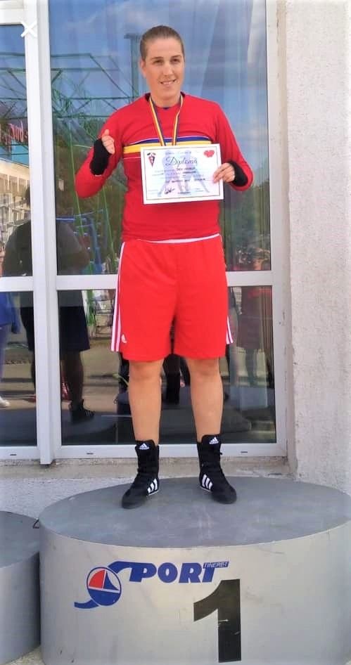 Mihaela Radu, o viață dedicată sportului. Drumul din comuna Ciorani până pe prima treaptă a podiumului la box_15
