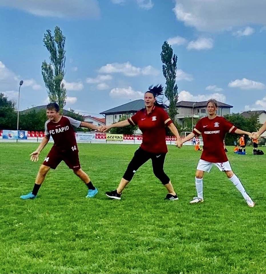 Rapid, debut science fiction în campionatul feminin: o fotbalistă a marcat 8 goluri, o alta doar 7 într-o repriză!_7