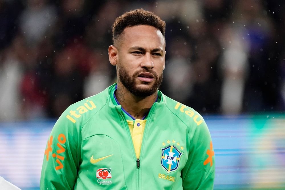 &Icirc;ntrebarea care l-a făcut pe Neymar să plece de la interviu