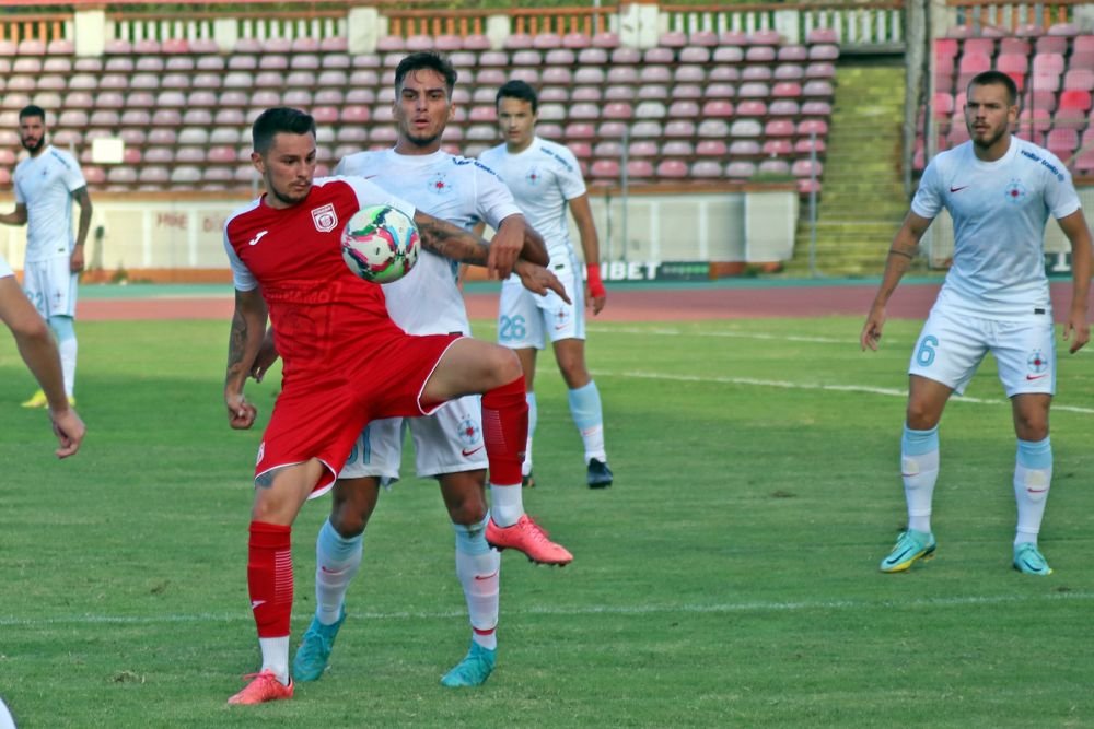 Billel Omrani și alte vedete de la FCSB, trimise la echipa a doua! Cum arată acum atacantul_32