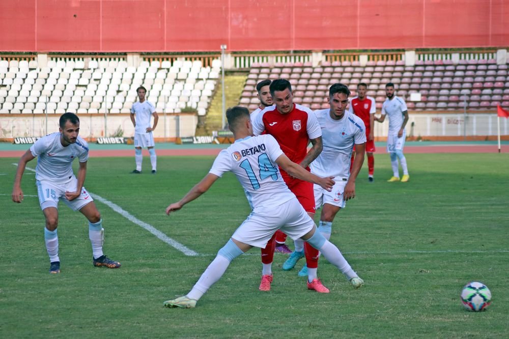 Billel Omrani și alte vedete de la FCSB, trimise la echipa a doua! Cum arată acum atacantul_33
