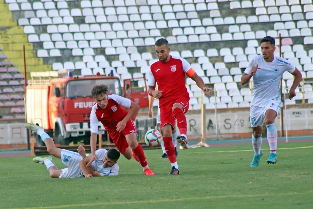 Billel Omrani și alte vedete de la FCSB, trimise la echipa a doua! Cum arată acum atacantul_38