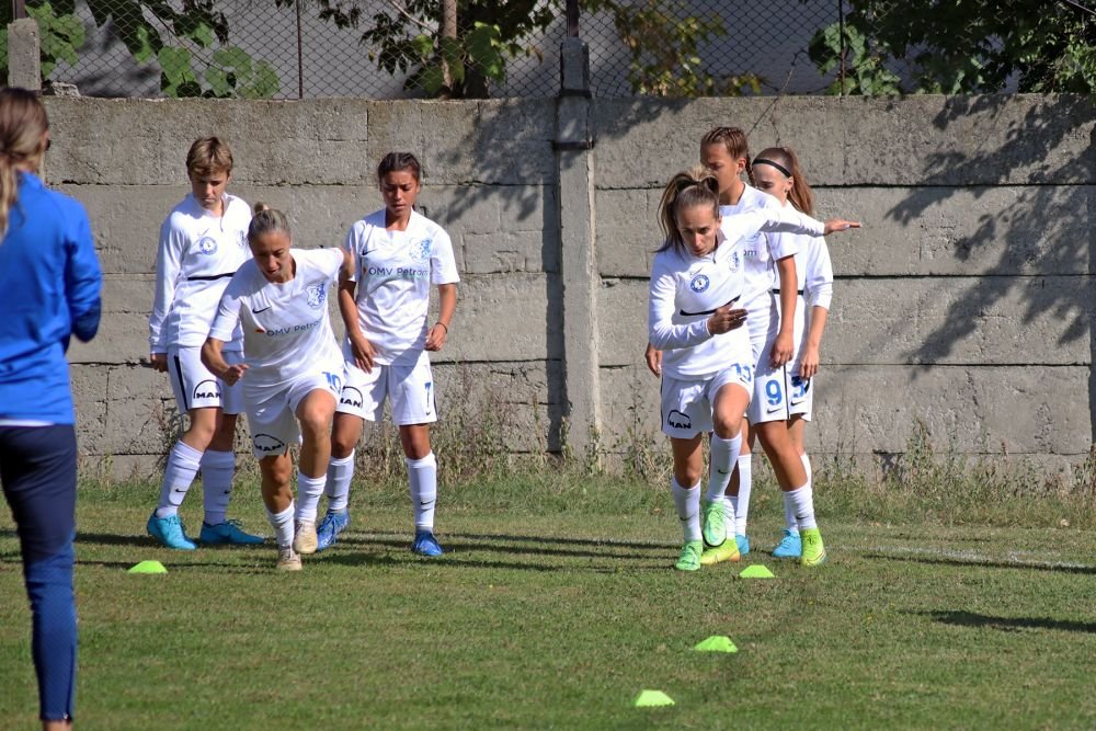 Fetele lui Hagi fac spectacol în Liga 2 feminin. Au învins cu 10-0 în ultima etapă!_2