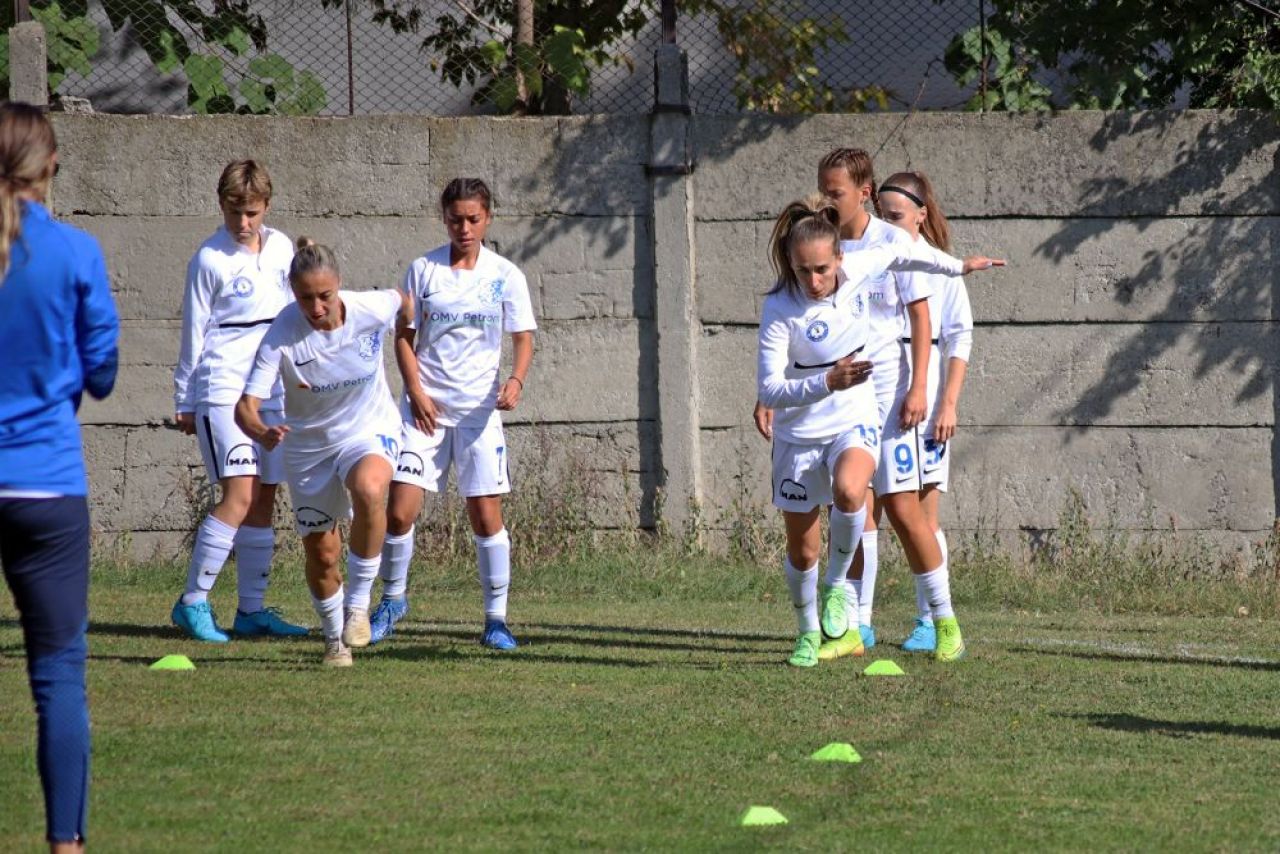 Fetele lui Hagi fac spectacol în Liga 2 feminin. Au învins cu 10-0 în ultima etapă!_2